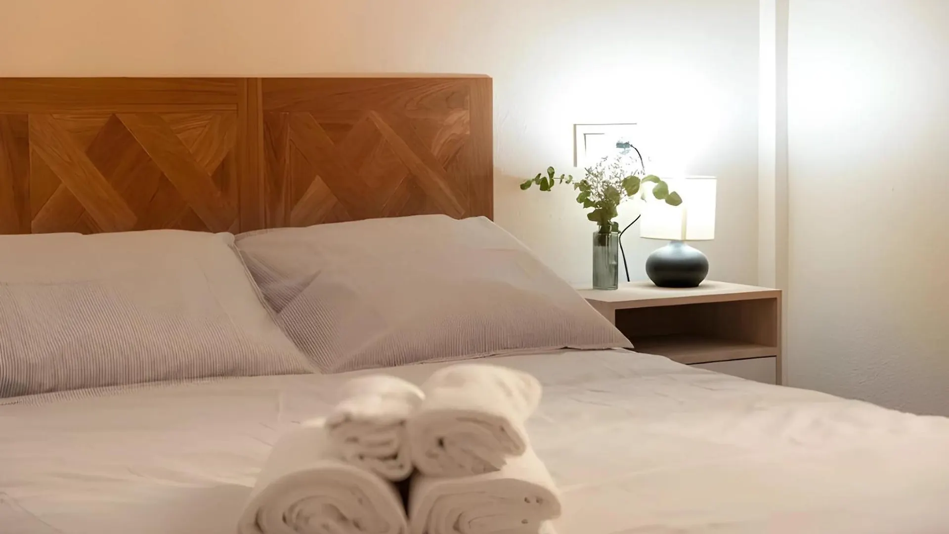דירה Apartamentos San Isidro פואנגירולה ספרד